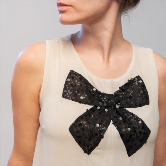 Tank top with bow - Picture 2 of 6